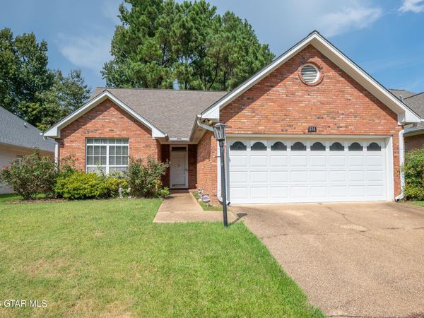121 King Richard Road, Starkville, MS 39759
