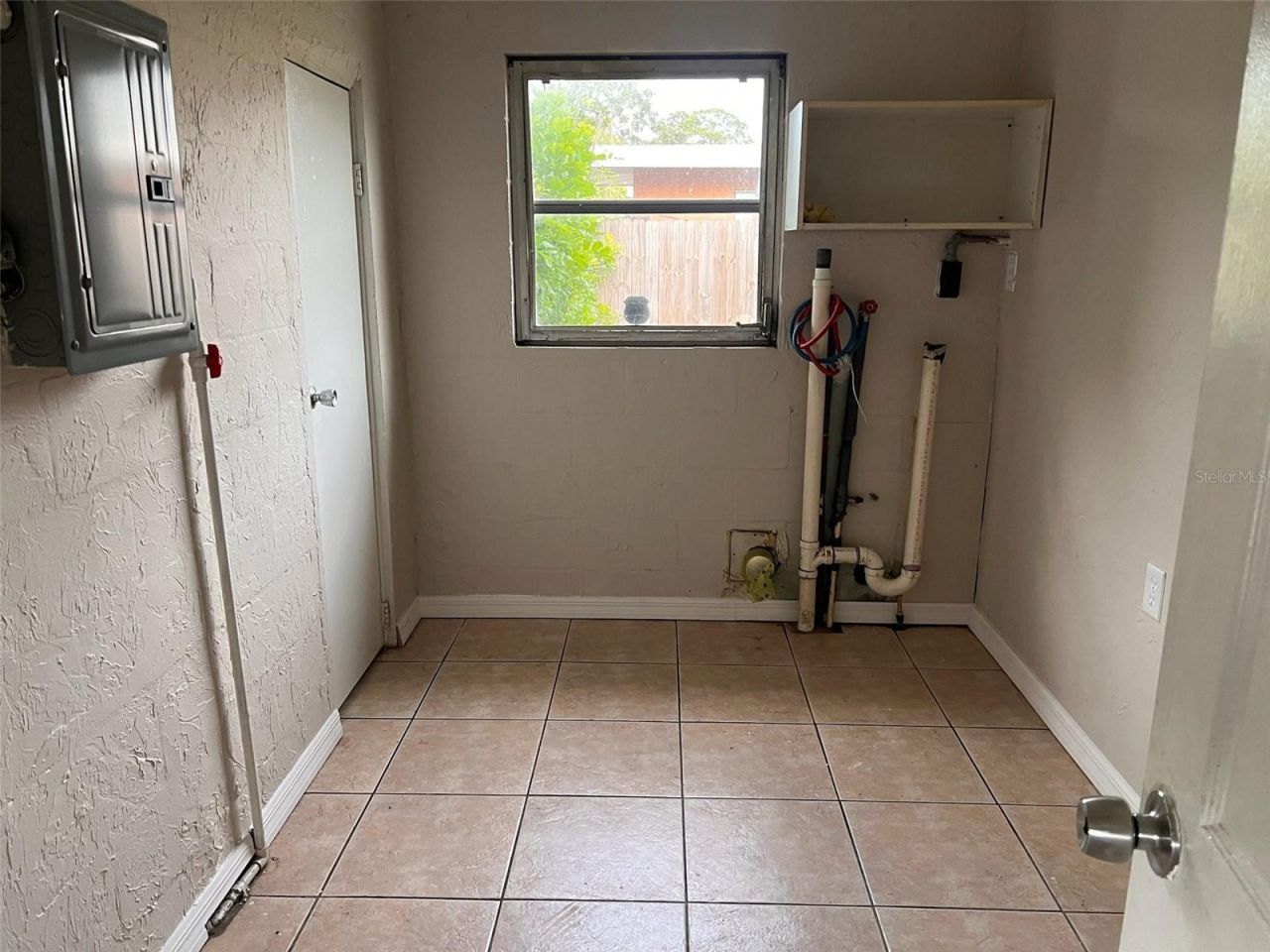 3633 Roxane Boulevard, Sarasota, FL 34235 Photo