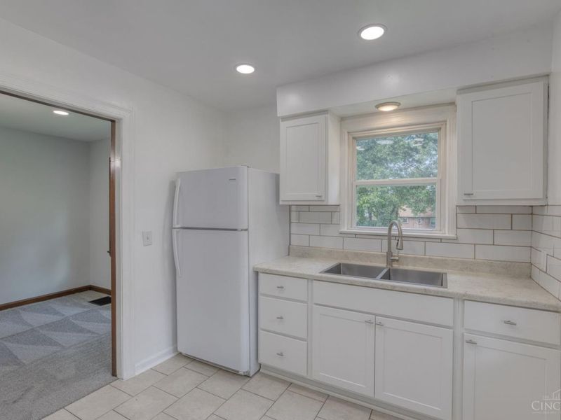 6435 Graceland Avenue, Golf Manor, OH 45237 Photo 9