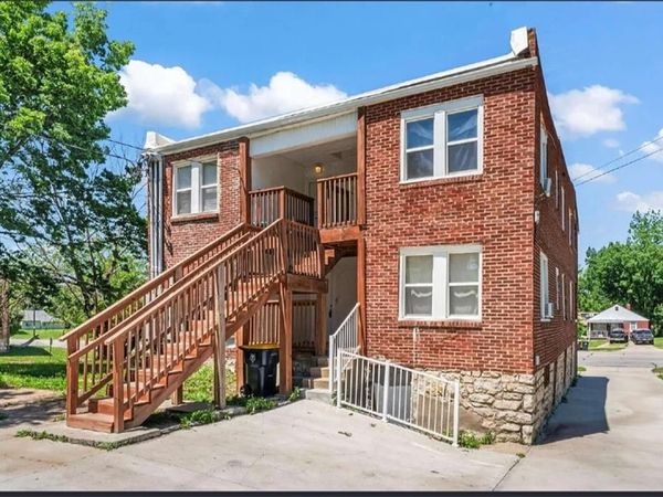 4105 E Linwood Boulevard, Kansas City, MO 64128