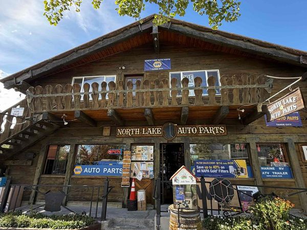 295 North Lake Boulevard , Tahoe City, CA 96145