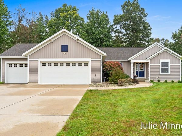 13445 Hidden Creek Court, Grand Haven, MI 49417