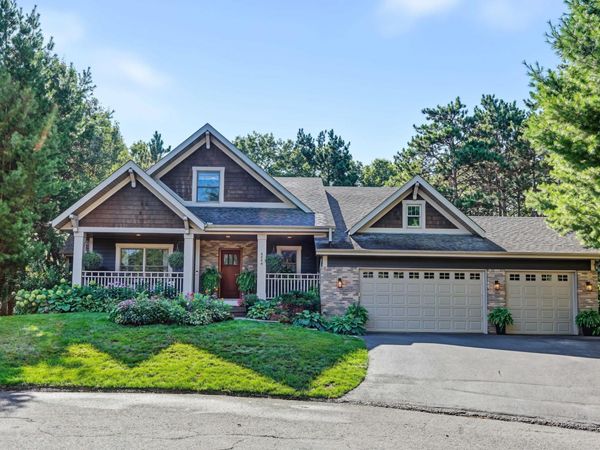 4844 Pinecroft Court N, Stillwater, MN 55082
