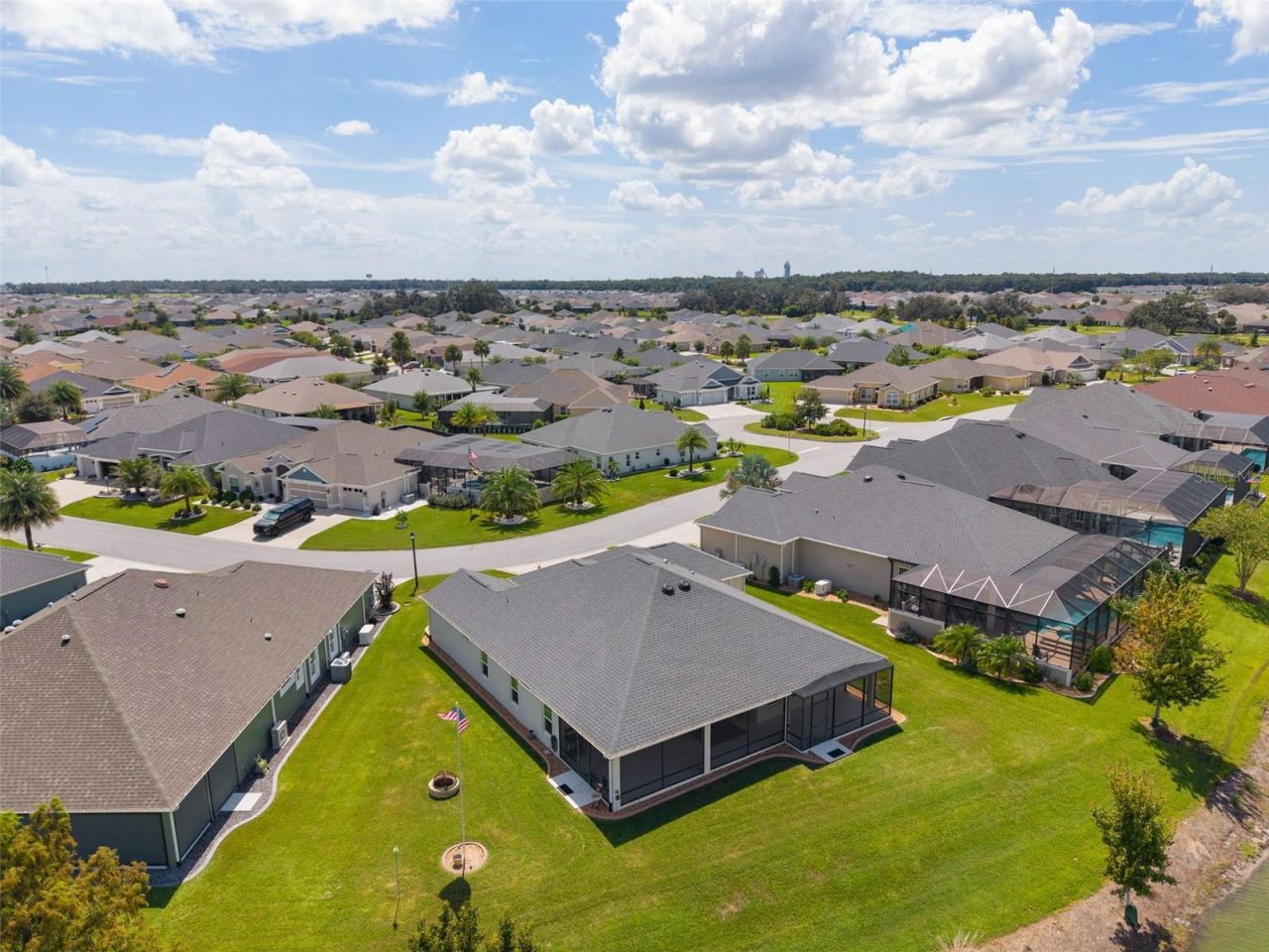 5870 Flint Loop, The Villages, FL 32163 Photo