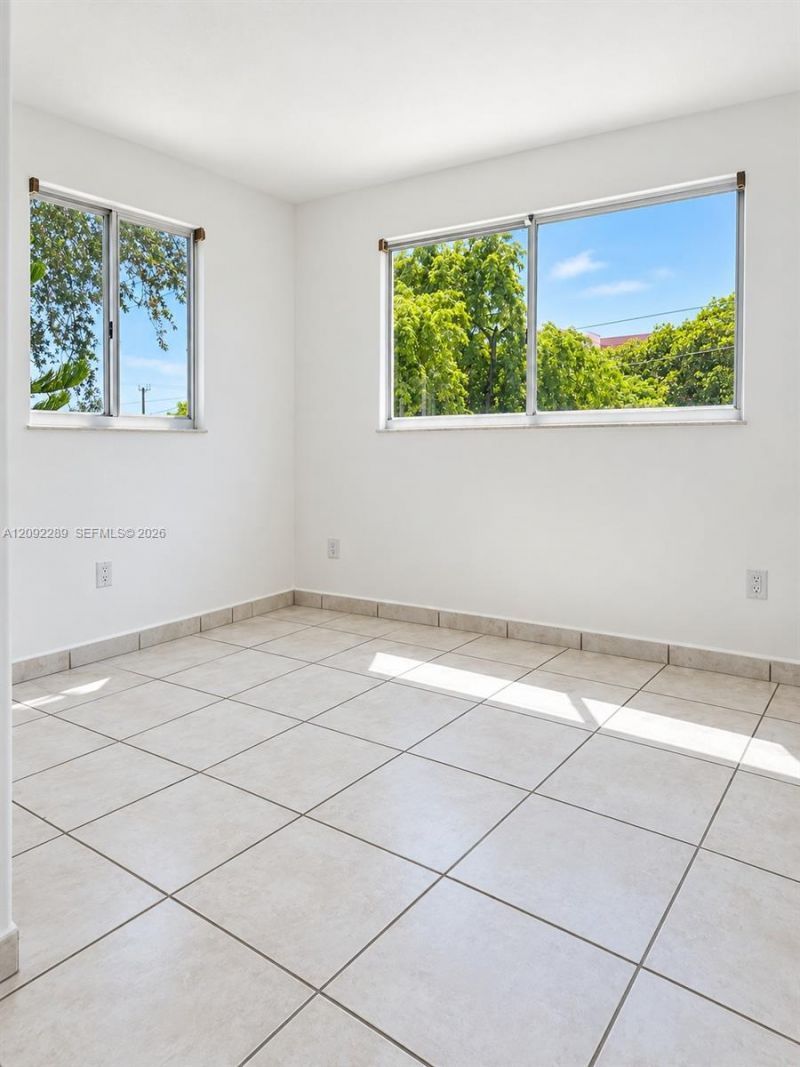 3229 NW 34th St , Miami, FL 33142 Photo