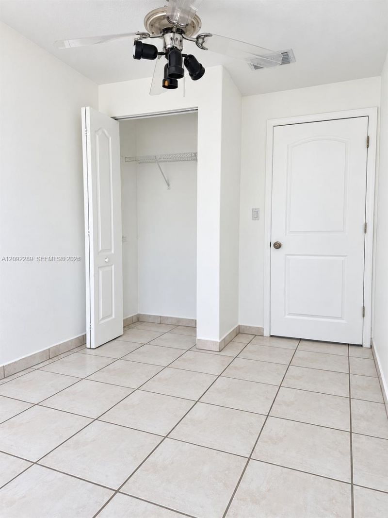 3229 NW 34th St , Miami, FL 33142 Photo