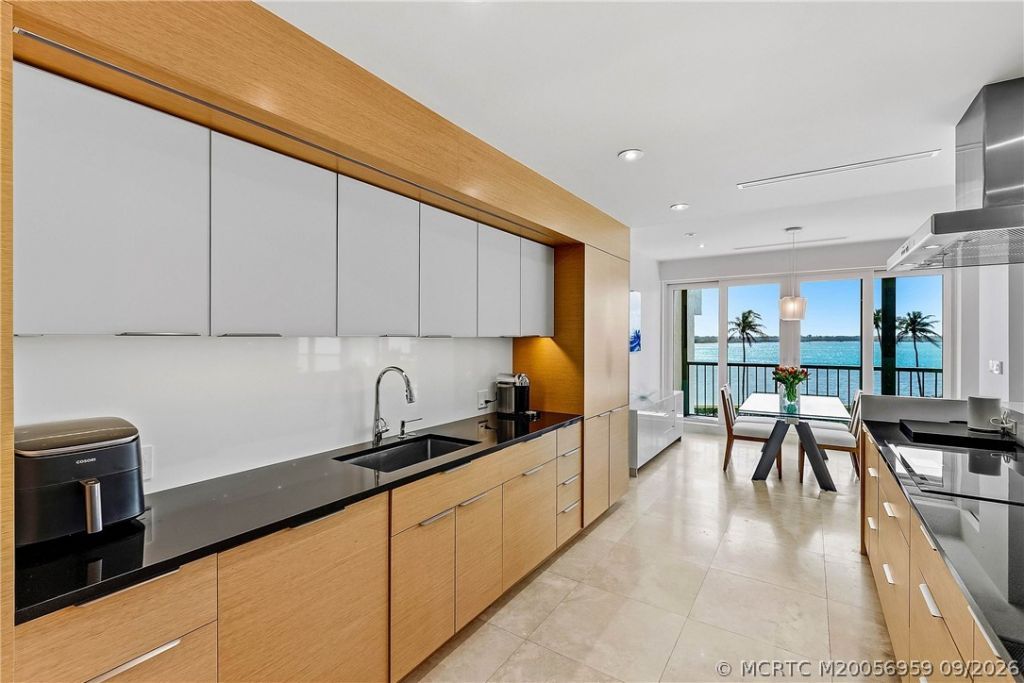 2820 SE Dune Drive, Unit 2306, Stuart, FL 34996 Photo