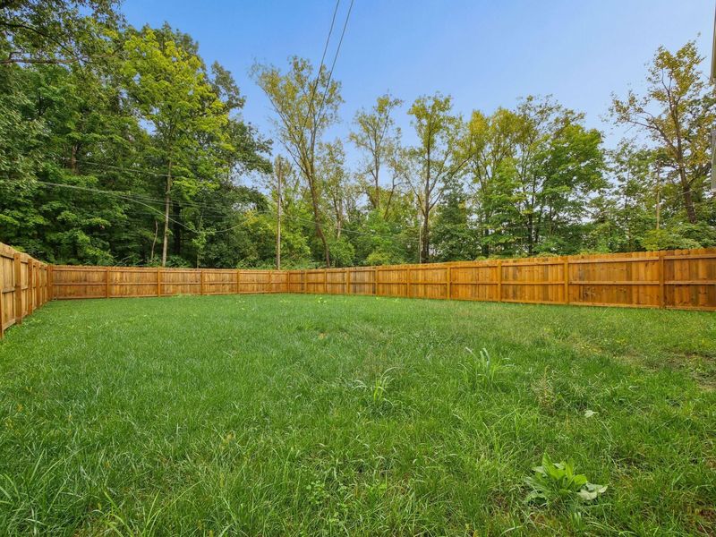 428 Postle Boulevard , Columbus, OH 43228 Photo 33