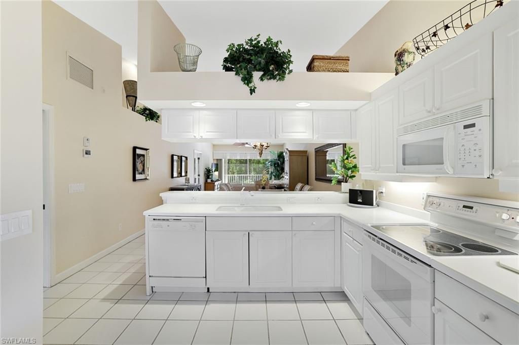 1650 Windy Pines Dr , Unit 2702, Naples, FL 34112 Photo