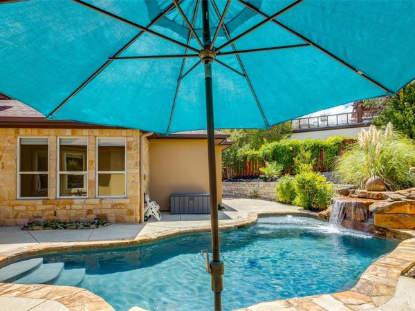 101 Indian Bend DR, Lakeway, TX 78734