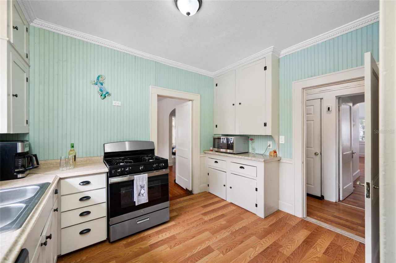 1225 11 Street N, Saint Petersburg, FL 33705 Photo