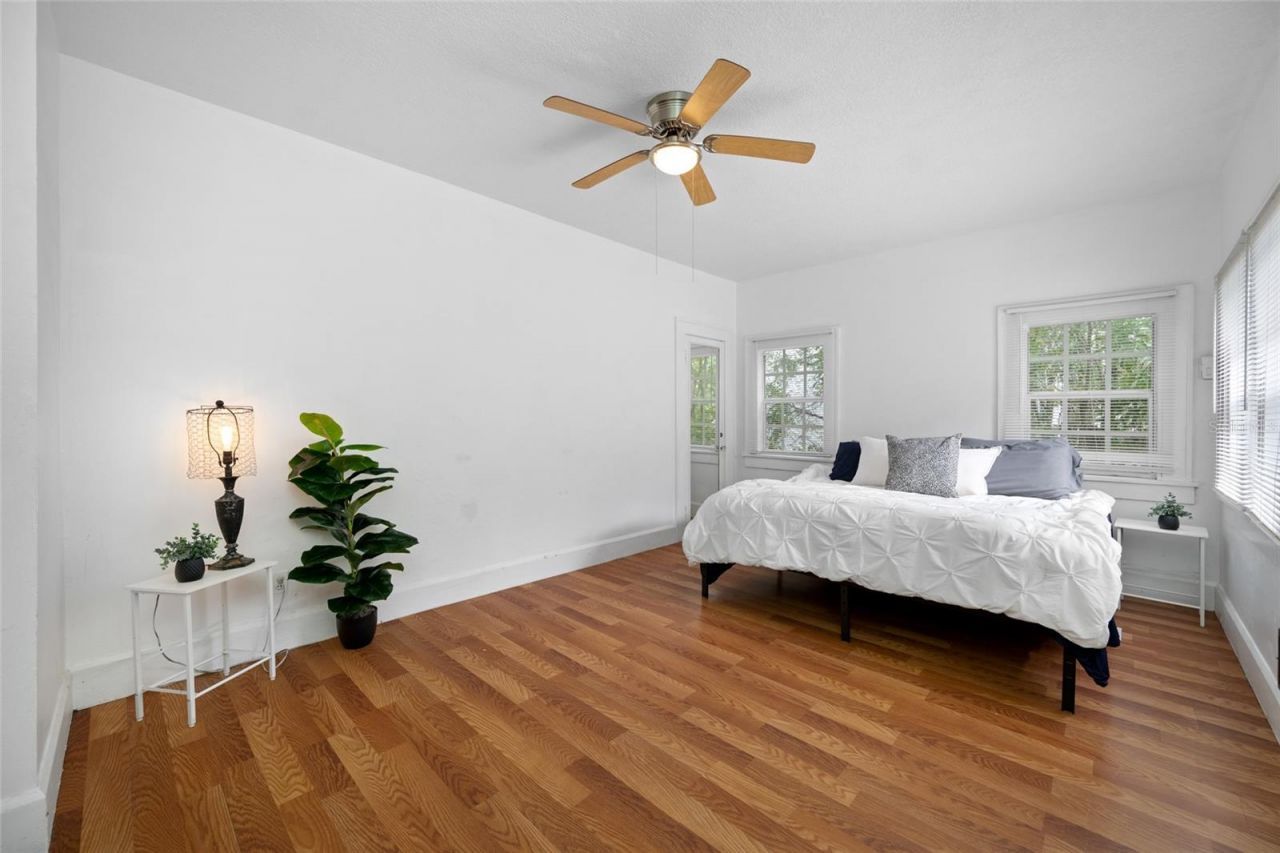 1225 11 Street N, Saint Petersburg, FL 33705 Photo