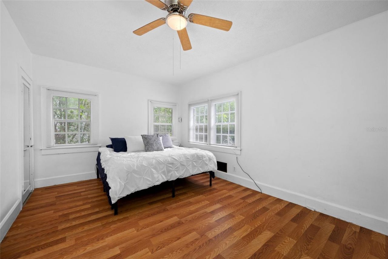 1225 11 Street N, Saint Petersburg, FL 33705 Photo
