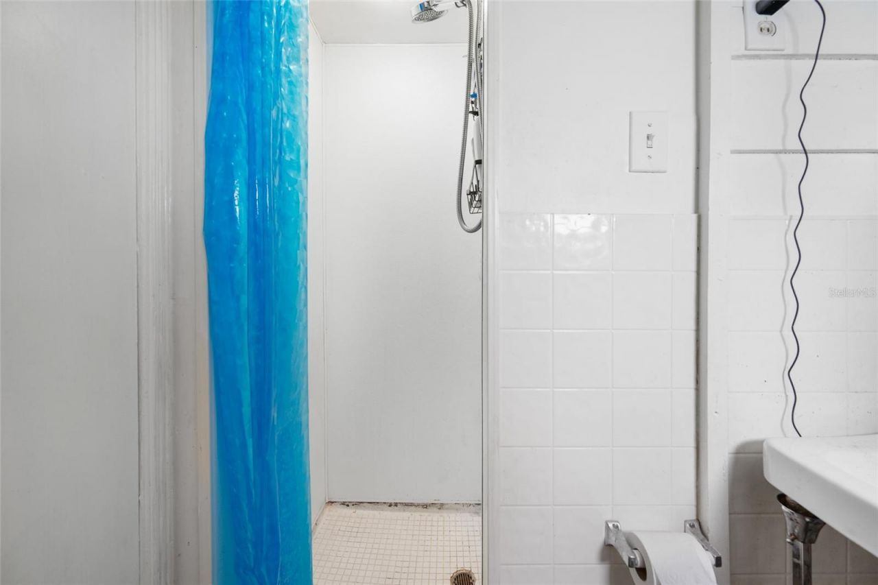1225 11 Street N, Saint Petersburg, FL 33705 Photo