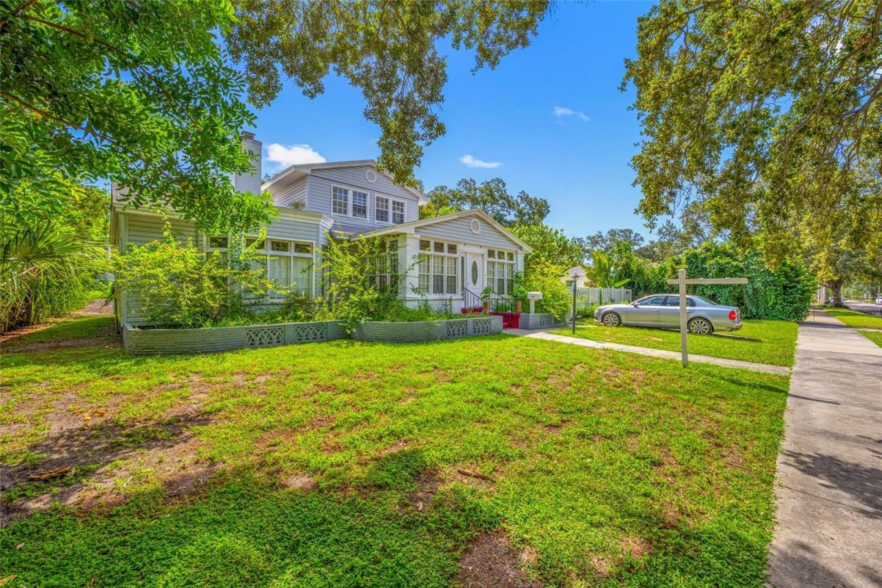 1225 11 Street N, Saint Petersburg, FL 33705 Photo