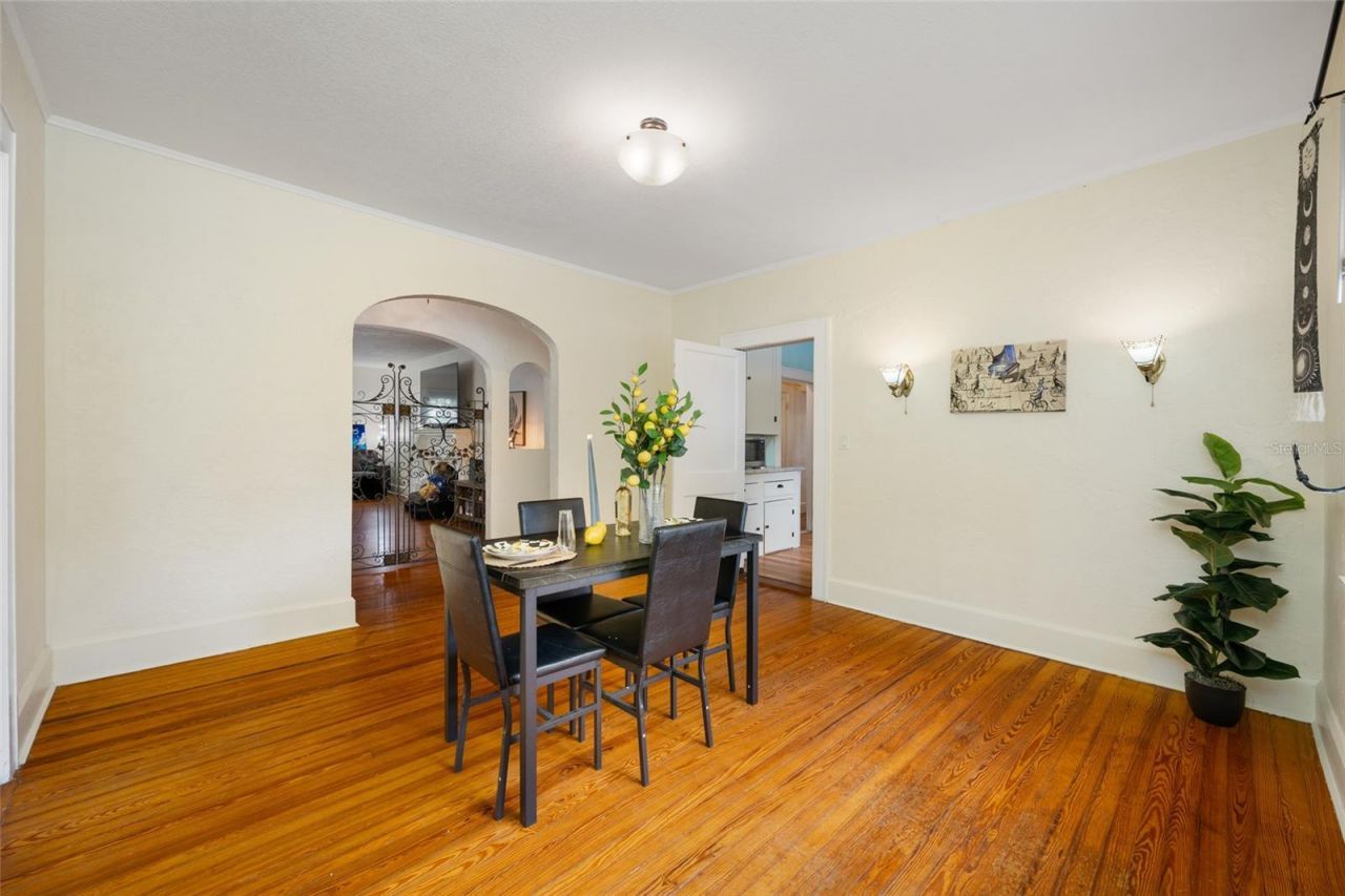 1225 11 Street N, Saint Petersburg, FL 33705 Photo