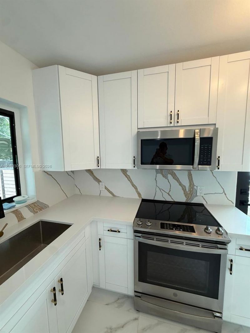 2350 SW 22nd Ave , Miami, FL 33145 Photo