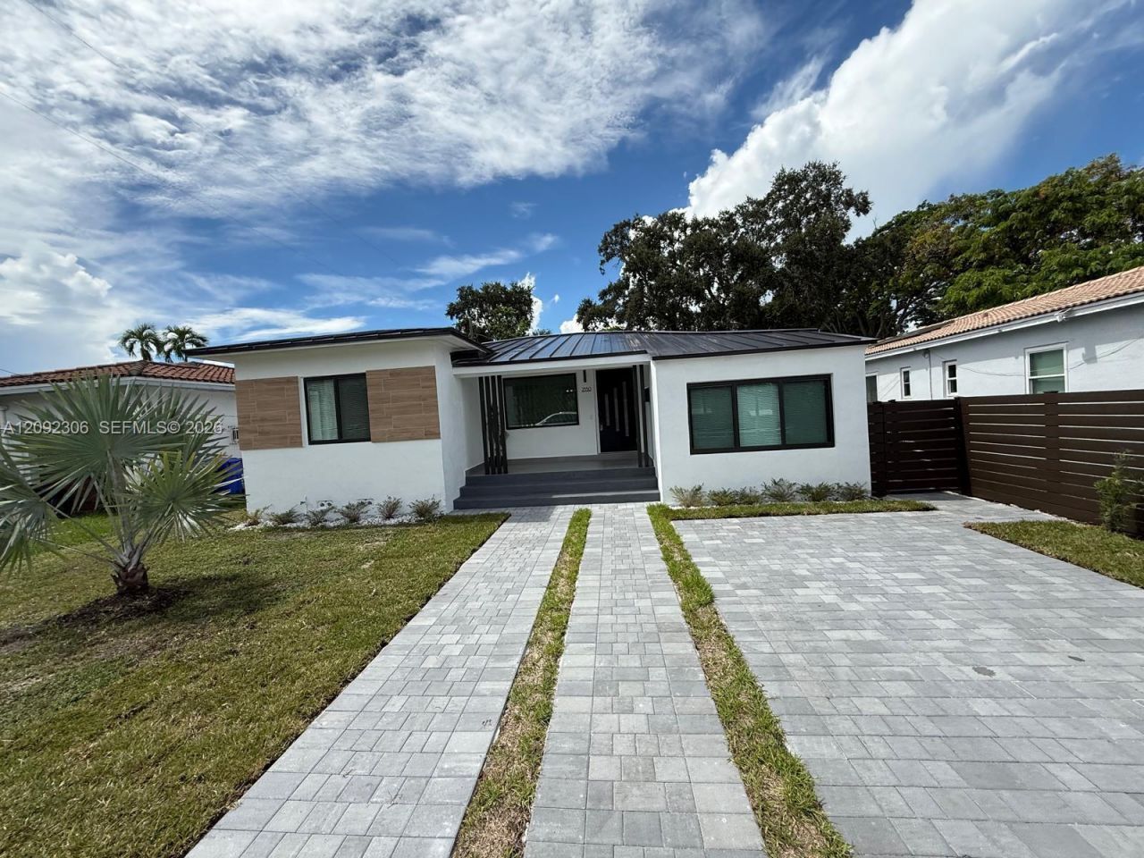 2350 SW 22nd Ave , Miami, FL 33145 Photo