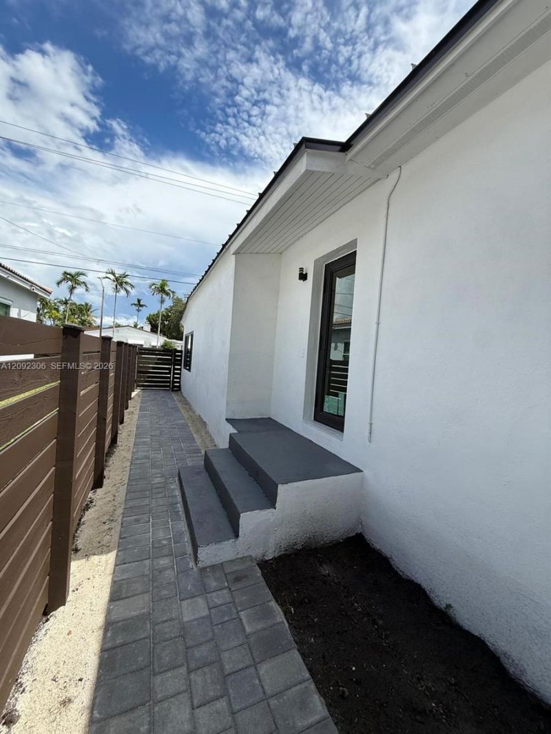 2350 SW 22nd Ave , Miami, FL 33145 Photo