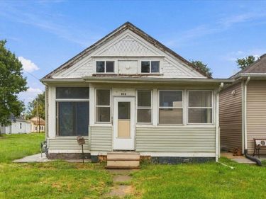 614 W WASHINGTON Avenue, COUNCIL BLUFFS, IA 51503