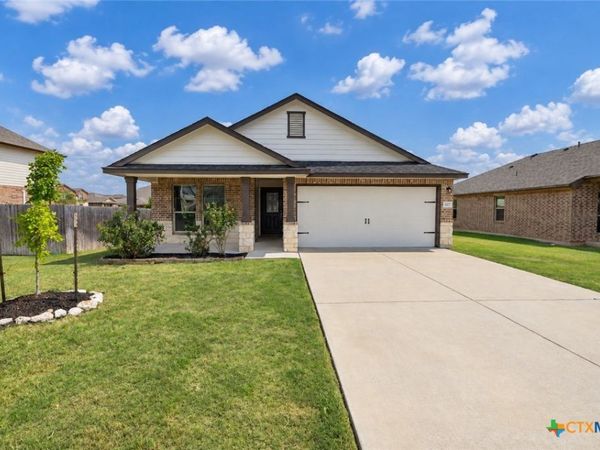 1317 Blue Leaf Drive , Temple, TX 76502