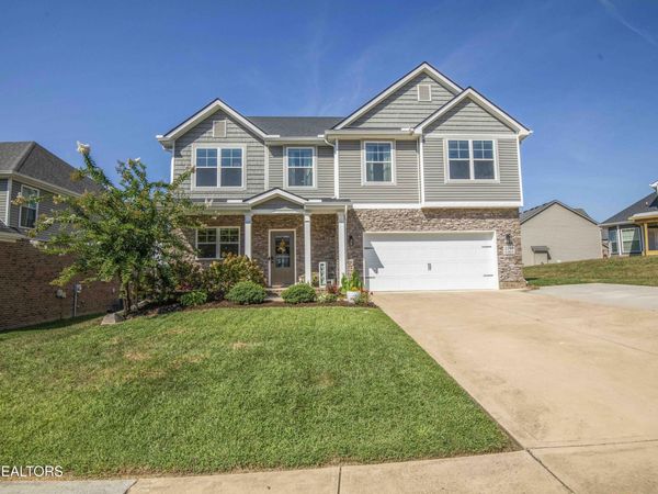 2209 Sea Horse Rd, Knoxville, TN 37932