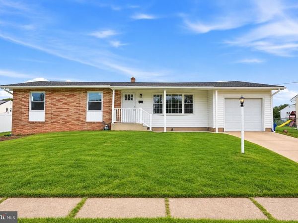 908 OLD ORCHARD LANE , BRISTOL, PA 19007