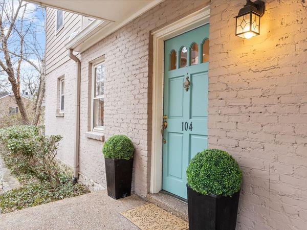 104 Bonnie Briar Ln, Nashville, TN 37212
