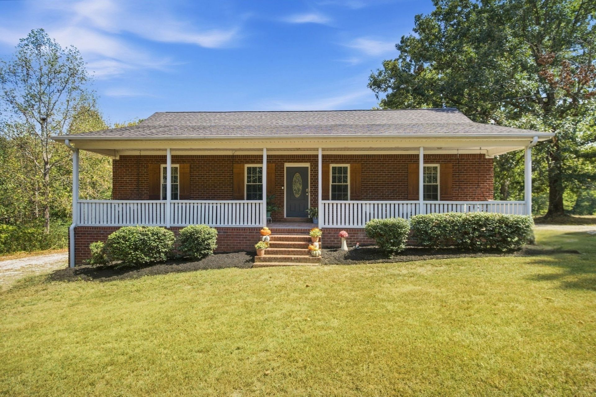 1072 Claylick Rd, White Bluff, TN 37187 Main Photo