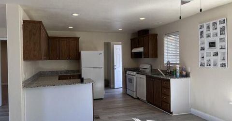 510 Aloha Way, Sun Valley, NV 89433 Photo