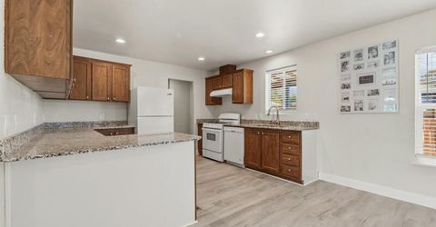 510 Aloha Way, Sun Valley, NV 89433 Photo
