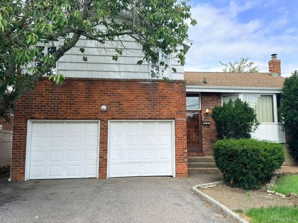 925 Northern Boulevard , Baldwin, NY 11510