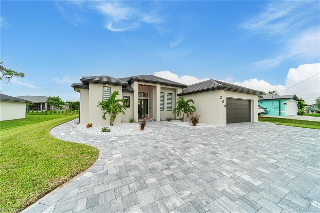 209 Chiquita Blvd N, Cape Coral, FL 33993 Photo