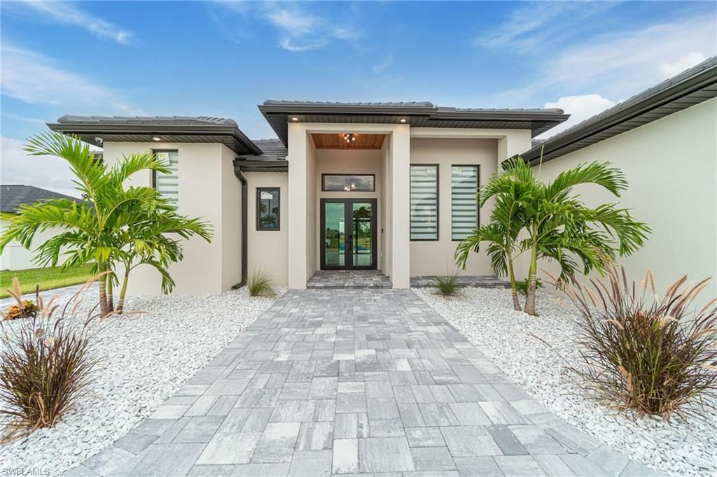 209 Chiquita Blvd N, Cape Coral, FL 33993 Photo
