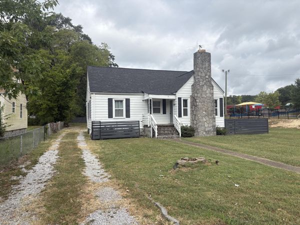 27 N Germantown Road, Chattanooga, TN 37411