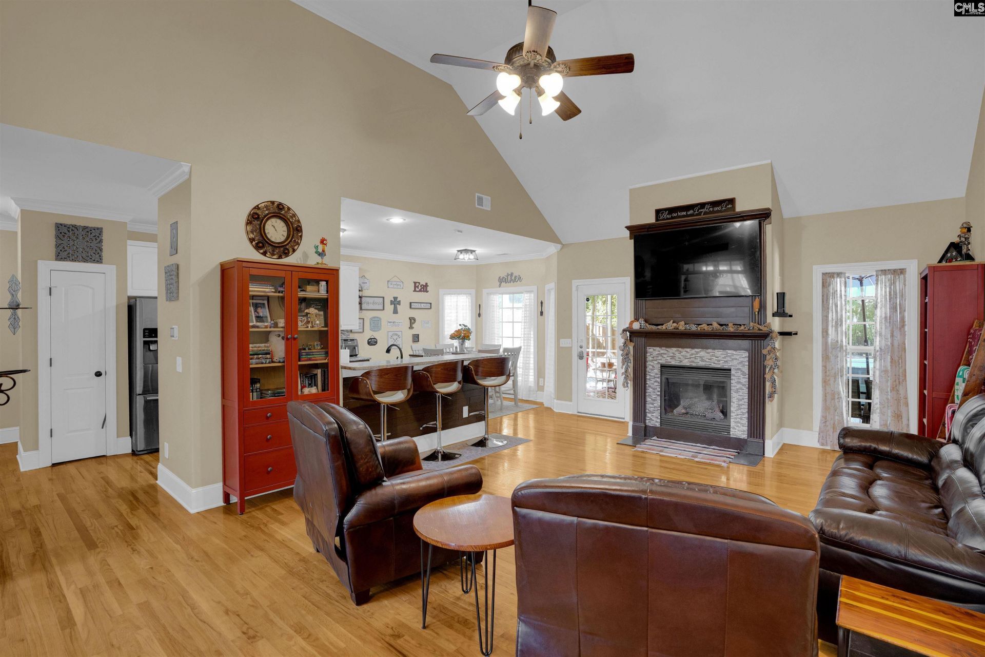 582 Village Church Drive  Photo 4