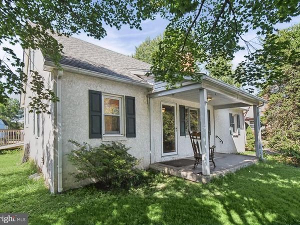 61 N TOWNSHIP LINE ROAD , ROYERSFORD, PA 19468