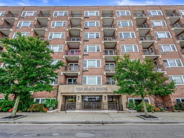 740 E Broadway, Unit 4G, Long Beach, NY 11561