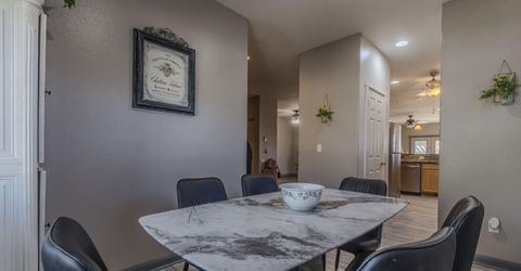 654 Canary Circle, Fernley, NV 89408 Photo