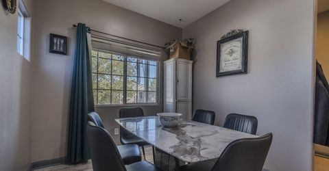 654 Canary Circle, Fernley, NV 89408 Photo