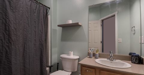 654 Canary Circle, Fernley, NV 89408 Photo