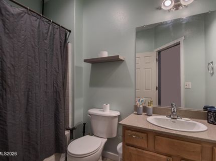 654 Canary Circle, Fernley, NV 89408 Photo