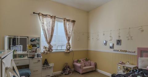 654 Canary Circle, Fernley, NV 89408 Photo