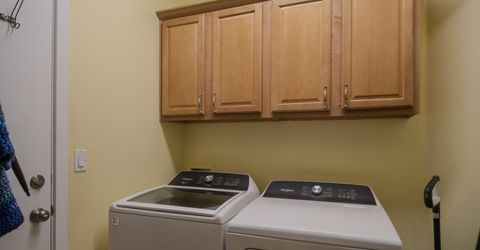 654 Canary Circle, Fernley, NV 89408 Photo