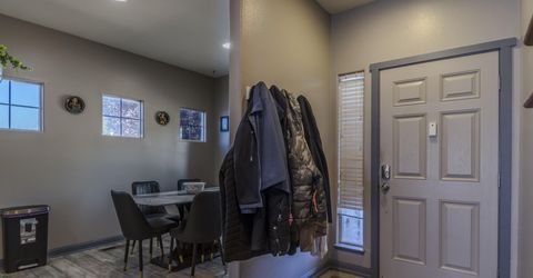 654 Canary Circle, Fernley, NV 89408 Photo