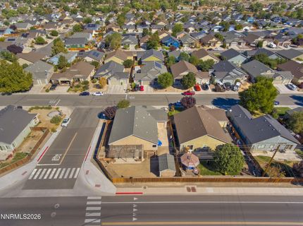 654 Canary Circle, Fernley, NV 89408 Photo