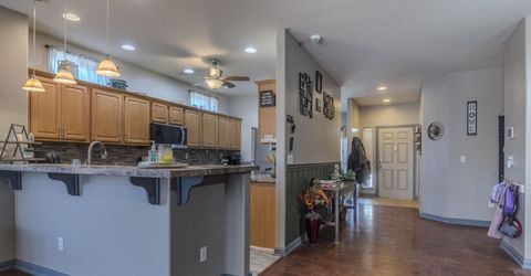 654 Canary Circle, Fernley, NV 89408 Photo