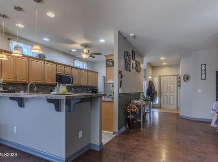 654 Canary Circle, Fernley, NV 89408 Photo