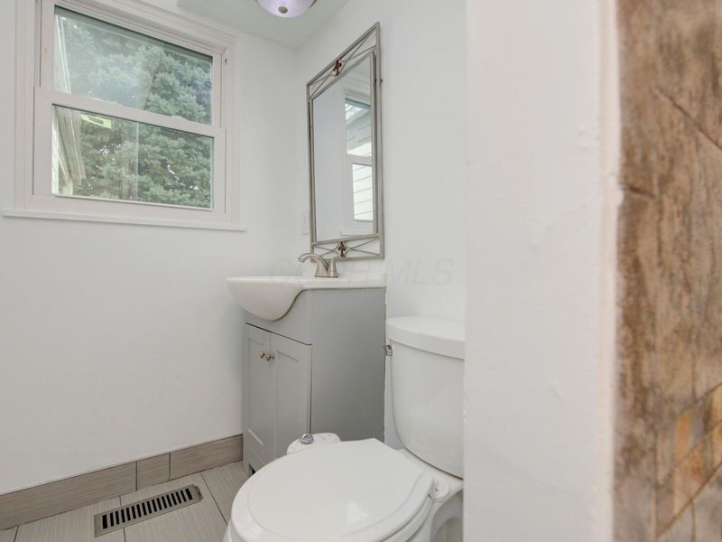 5130 Edgeview Road, Columbus, OH 43207 Photo 15