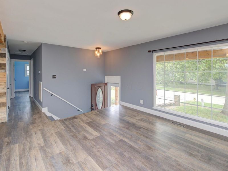 5130 Edgeview Road, Columbus, OH 43207 Photo 3